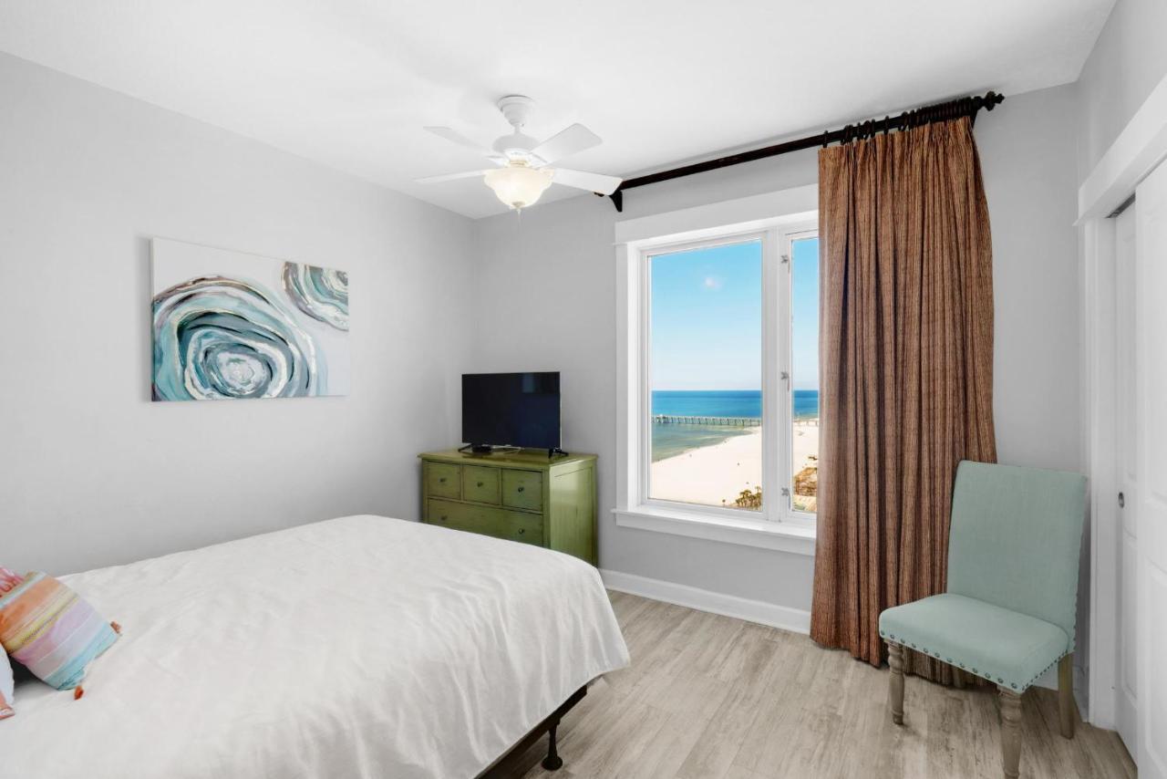Grand Panama 1-1401 Apartment *